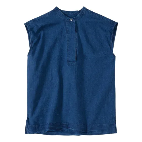 Closed , Tops ,Blue female, Sizes: