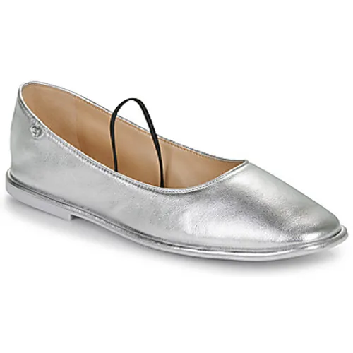 Coach  EMILIA METALLIC LTH  women's Shoes (Pumps / Ballerinas) in Silver
