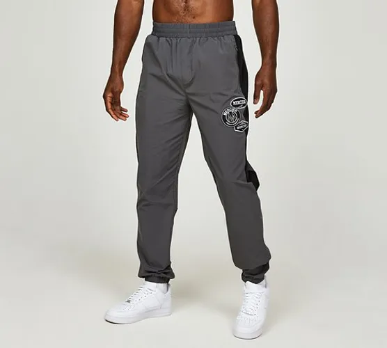 Contrast Badge Sport Woven Pant