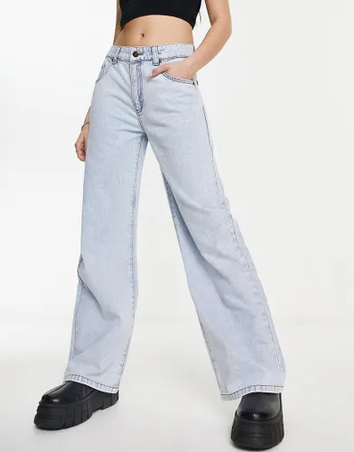 Cotton On low rise baggy jeans in light wash-Neutral
