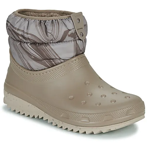 Crocs  CLASSIC NEO PUFF SHORTY BOOT W  women's Snow boots in Beige