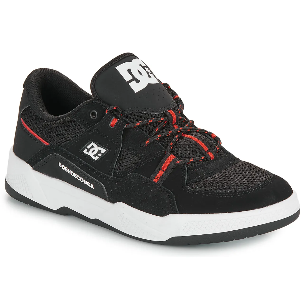 DC Shoes  CONSTRUCT  men's Shoes (Trainers) in Black