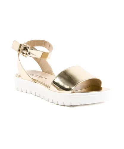 Dee Ocleppo Womens Way to Go Sandal - Gold Leather
