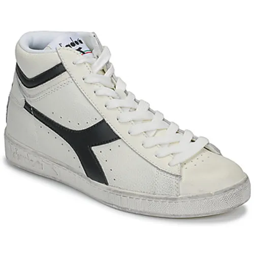 Diadora  GAME L HIGH WAXED  men's Shoes (High-top Trainers) in White