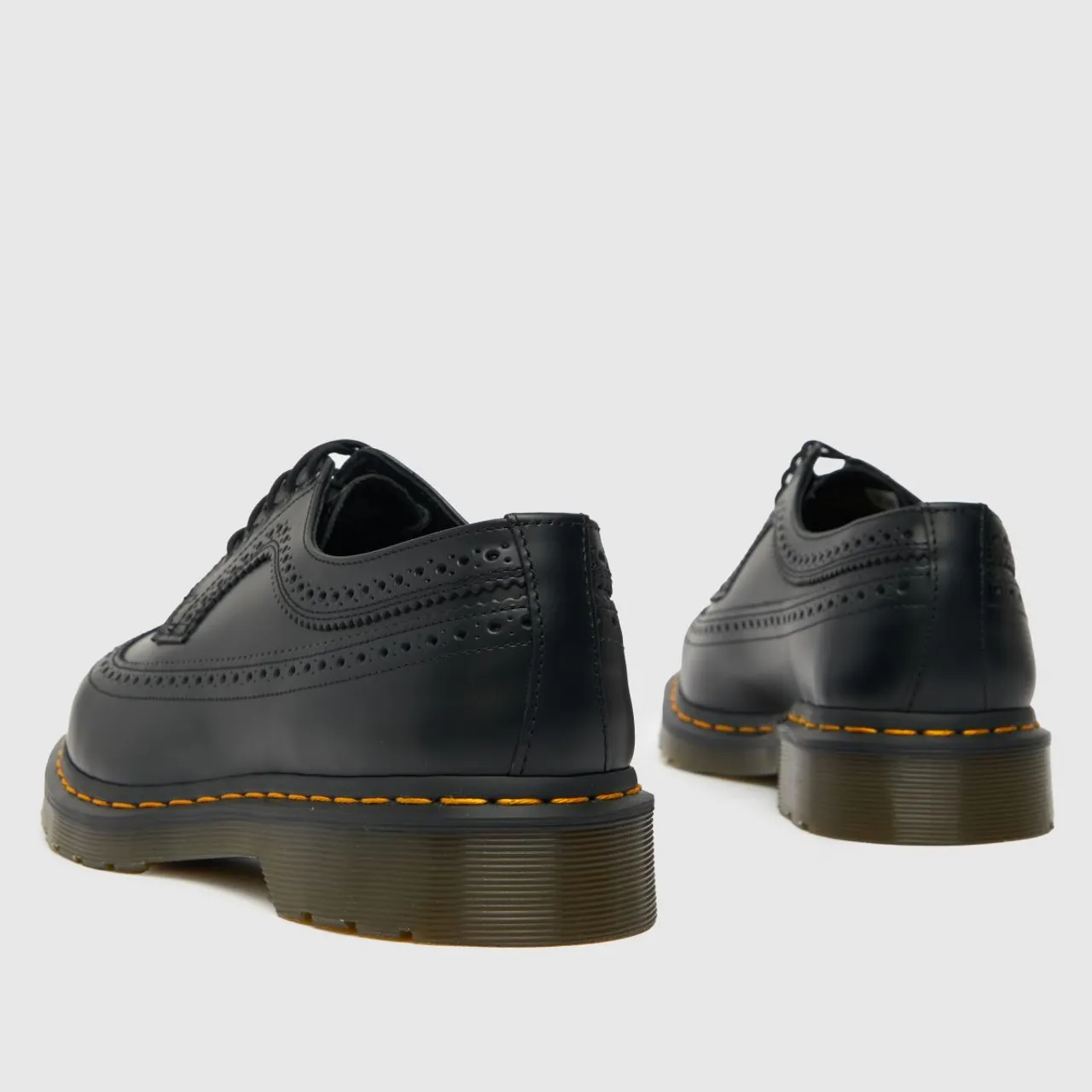 Dr Martens 3989 5 Eye Shoes In Black