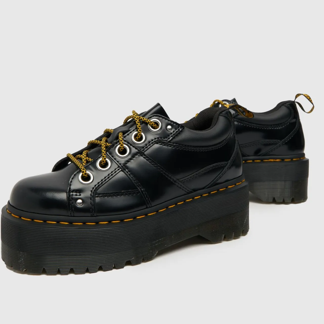 Dr Martens Quad max Core Flat Shoes in Black