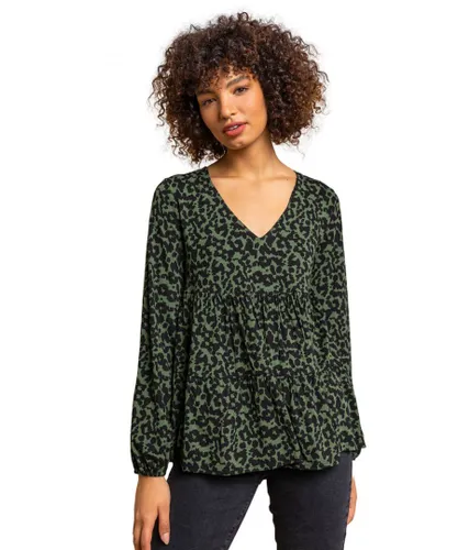 Dusk Womens Animal Print V Neck Tiered Top - Green