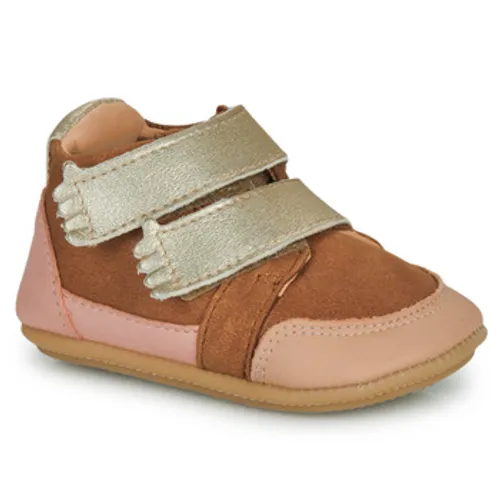 Easy Peasy  MY IRUN B  boys's Children's Shoes (High-top Trainers) in Brown