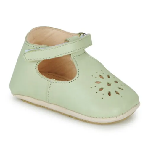 Easy Peasy  MY LILLYP  boys's Children's Shoes (Pumps / Plimsolls) in Green