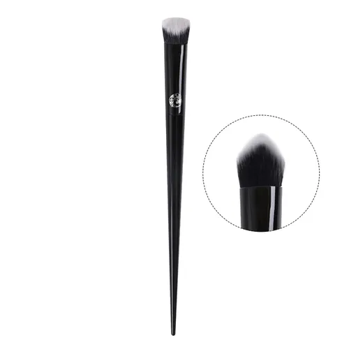ENERGY Precision Dual-angled Concealer Brush