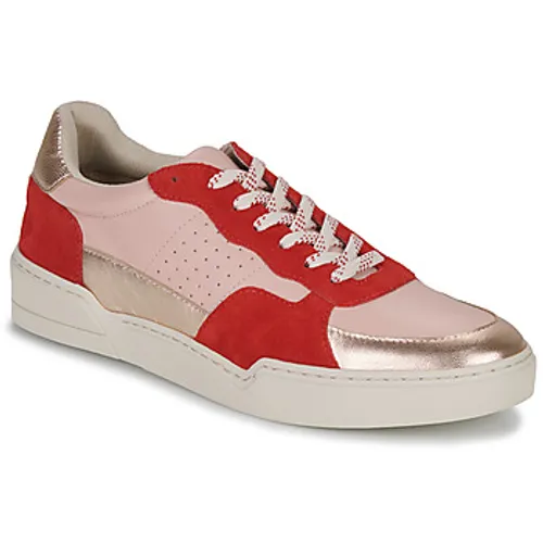 Fericelli  DAME  women's Shoes (Trainers) in Red