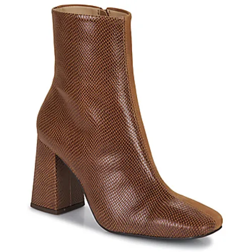 Fericelli  HERCULE  women's Low Ankle Boots in Brown