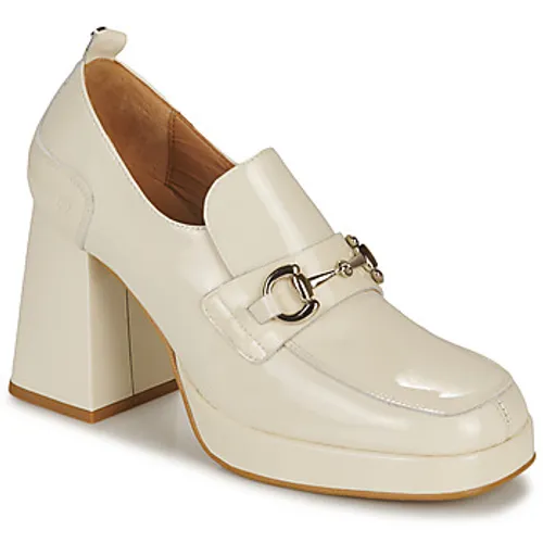 Fericelli  LAELIE  women's Loafers / Casual Shoes in Beige
