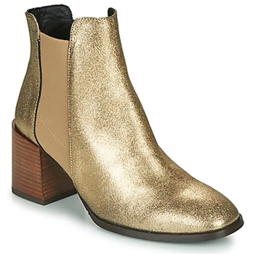 Fericelli  NIOCHE  women's Low Ankle Boots in Gold