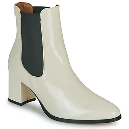 Fericelli  WEIGELI  women's Low Ankle Boots in White