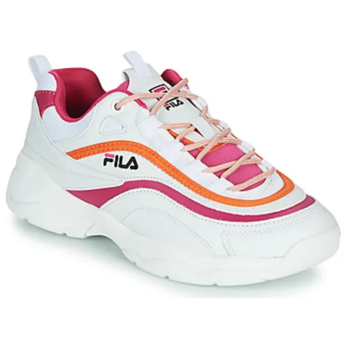 Fila  RAY CB LOW WMN  women's Shoes (Trainers) in White