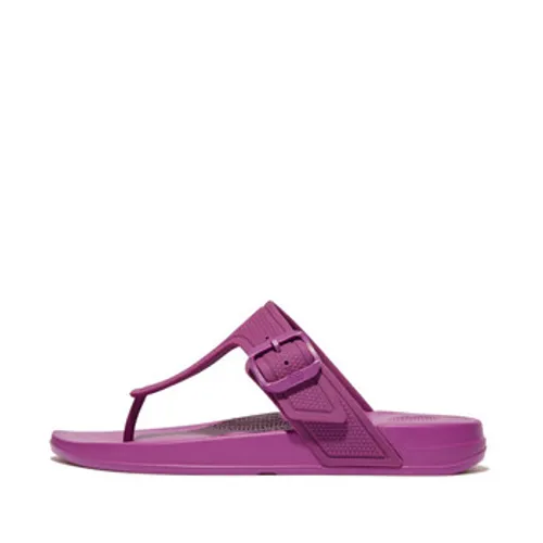 FitFlop  iQUSHION ADJUSTABLE BUCKLE FLIP-FLOPS  women's Flip flops / Sandals (Shoes) in Purple