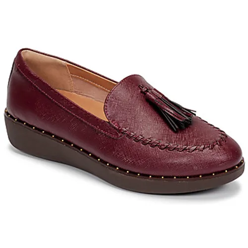 FitFlop  PETRINA PATENT LOAFERS  women's Loafers / Casual Shoes in Red