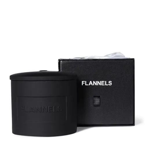 FLANNELS Ceramic 700g Candle - Black