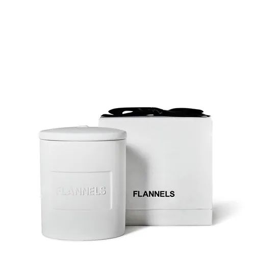 FLANNELS Flannels Modern Muse Candle - White