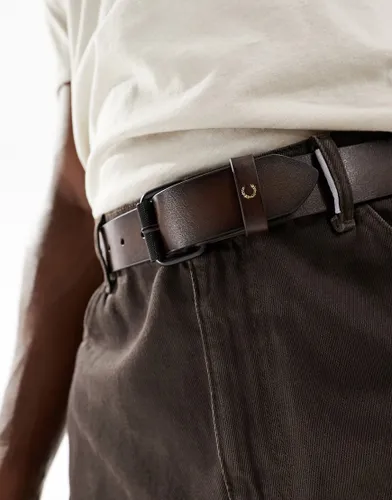 Fred Perry burnished leather belt in brown