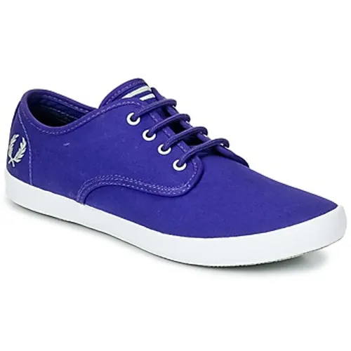 Fred Perry  FOXX TWILL  men's Shoes (Trainers) in Purple