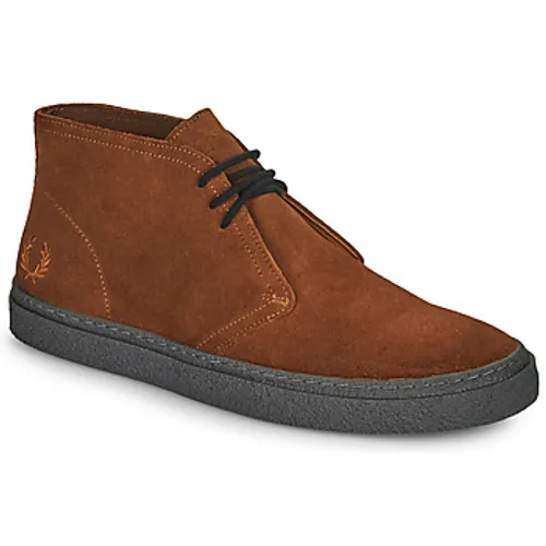 Fred Perry  HAWLEY SUEDE  men's Mid Boots in Brown