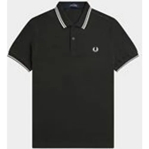 Fred Perry Men's Twin Tipped Fred Perry Shirt in Night Green / Snow White