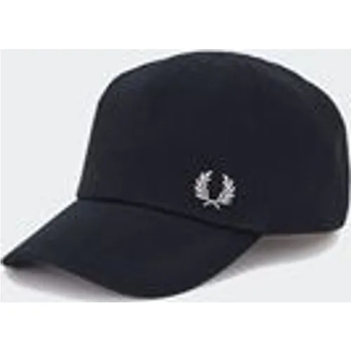 Fred Perry Unisex Piqué Classic Cap in Navy / Snow White