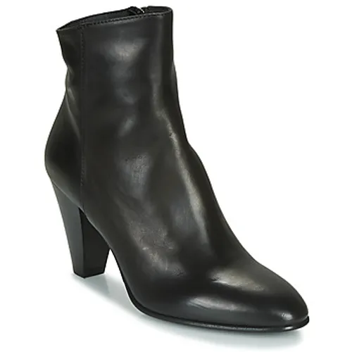 Fru.it  ROMA  women's Low Ankle Boots in Black