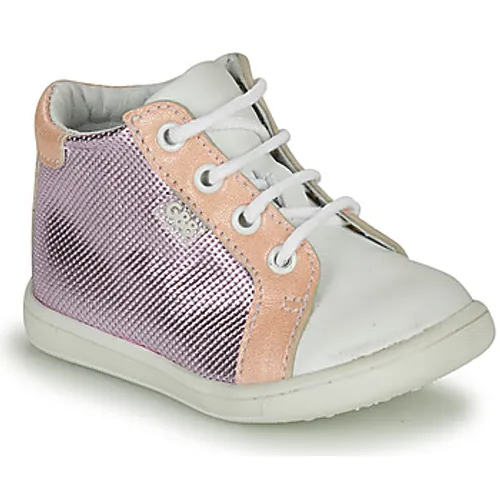 GBB  FAMIA  girls's Children's Shoes (High-top Trainers) in Pink