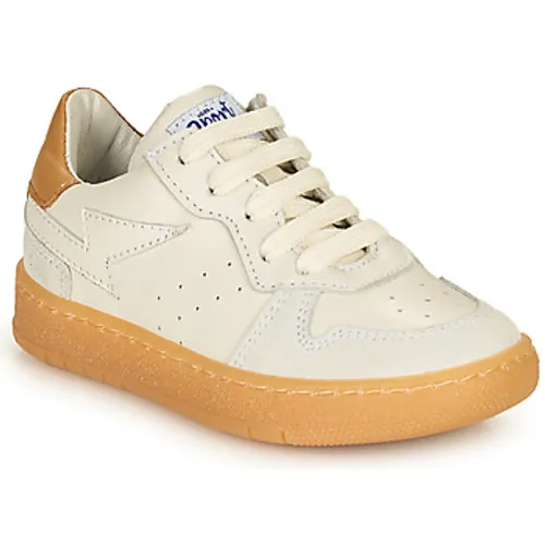 GBB  KERTI  boys's Children's Shoes (Trainers) in White