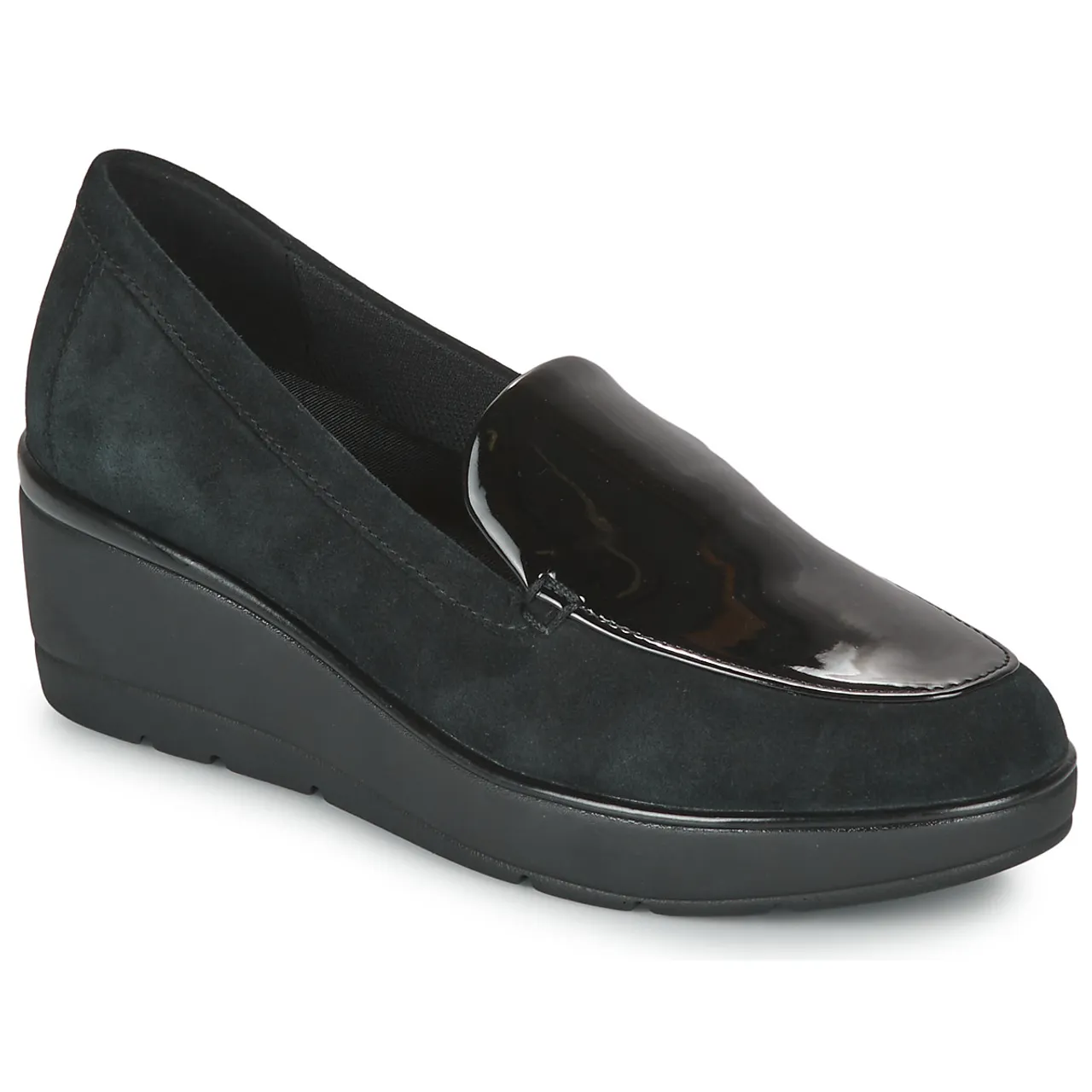 Geox  D ILDE  women's Loafers / Casual Shoes in Black