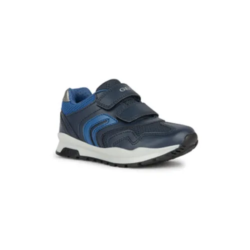 Geox  J PAVEL B. A  boys's Children's Shoes (Trainers) in Blue