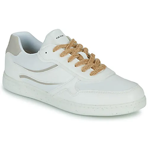 Geox  U WARRENS  men's Shoes (Trainers) in White
