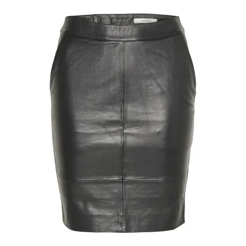 Gestuz , Leather Skirt ,Black female, Sizes: