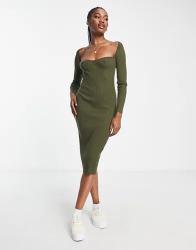 Gilli sweetheart neckline knitted midi dress in olive-Green