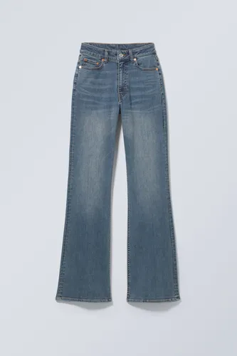 Glow Curve High Flared Jeans - Blue