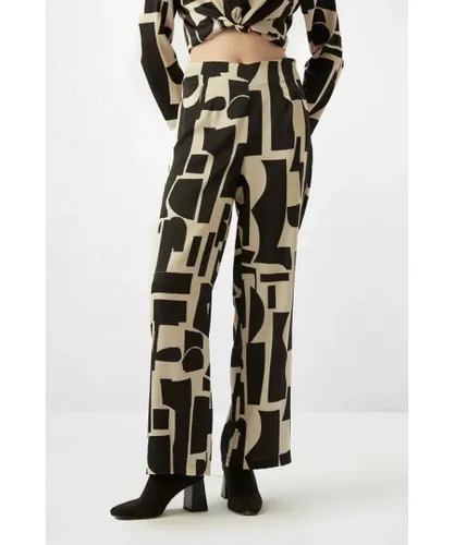 Gusto Womens Printed Satin Trousers in Black