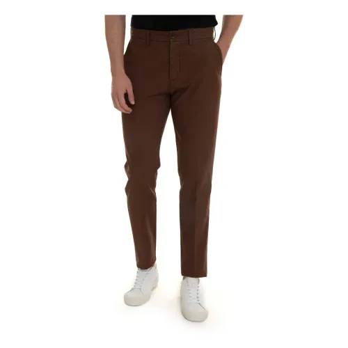 Harmont & Blaine , Chino ,Brown male, Sizes: