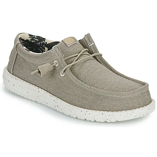 HEY DUDE  Wally Stretch Canvas  men's Slip-ons (Shoes) in Beige