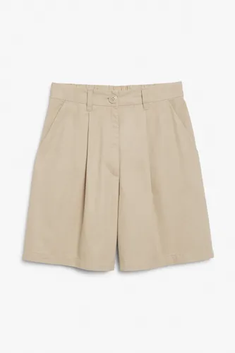 High waist pleated shorts - Beige