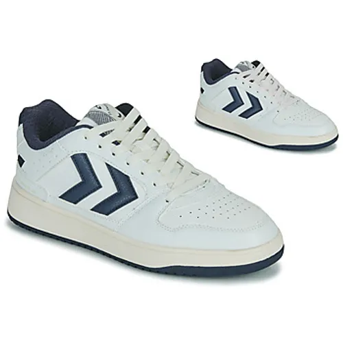hummel  ST POWER PLAY RT  men's Shoes (Trainers) in White