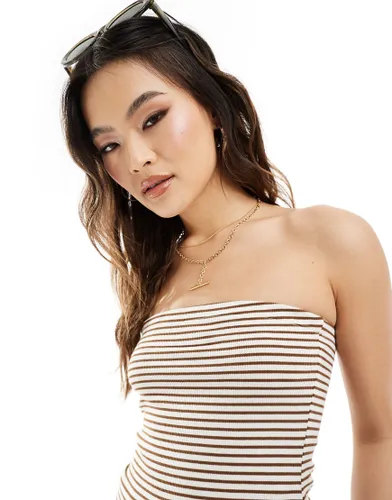 In The Style knitted bandeau top in brown