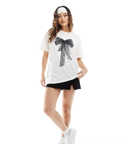 In The Style lace bow motif t-shirt in white