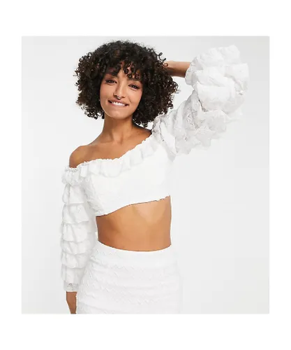 In The Style Womens x Yasmin Devonport exclusive lace frill sleeve detail crop top co-ord in white