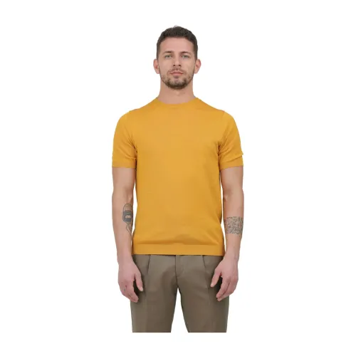 Irish Crone , T-Shirts ,Yellow male, Sizes: