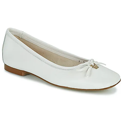 JB Martin  VIRTUOSE  women's Shoes (Pumps / Ballerinas) in White