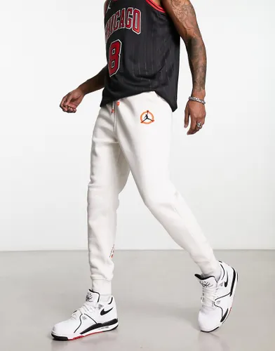 Jordan logo fleece joggers in white