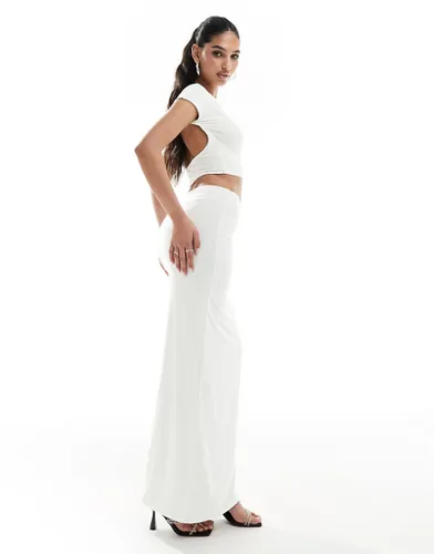 Kaiia slinky column maxi skirt co-ord in white